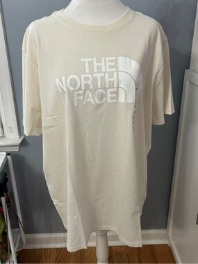 NWT The North Face Women’s Plus 2XL Half Dome Tee White Dune Short Sleeve